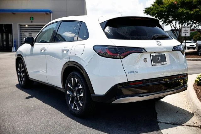 New 2027 Platinum White Pearl Honda EX-L image 8