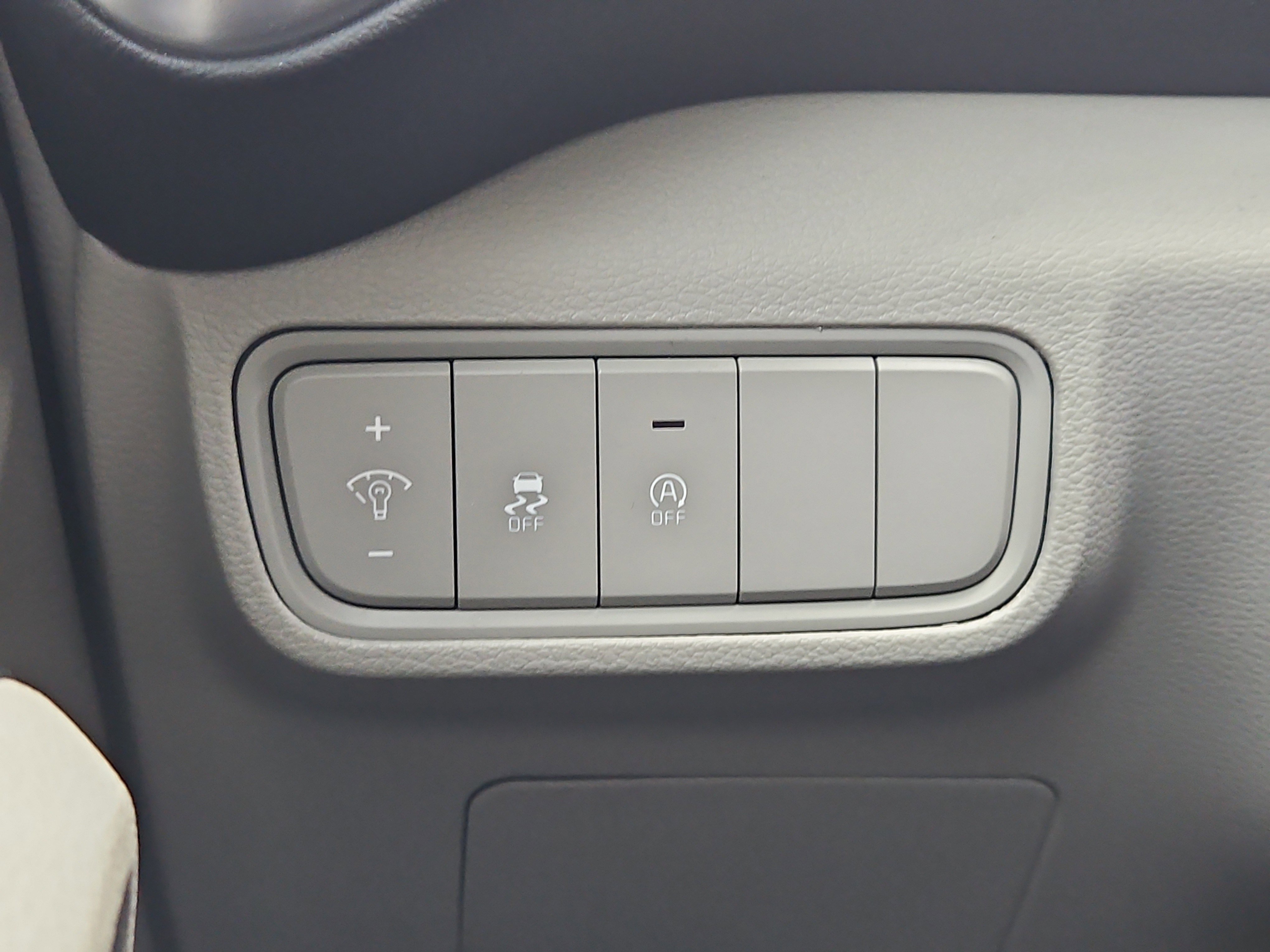 Certified Used 2025 Fusion Black Kia LX image 22