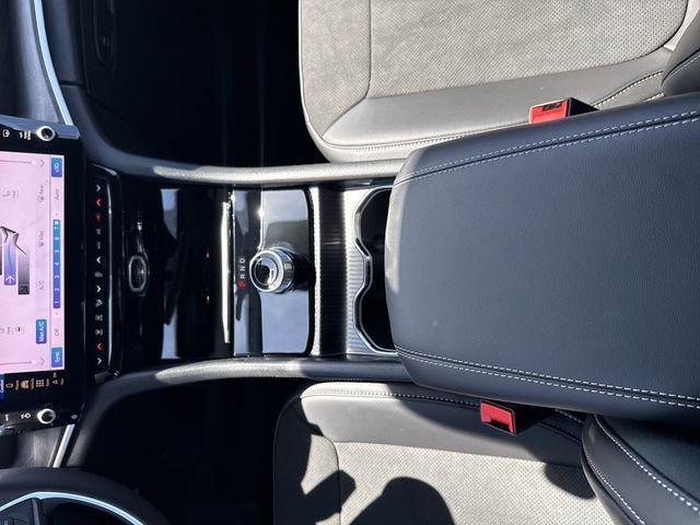 New 2026 Black Jeep Altitude image 31