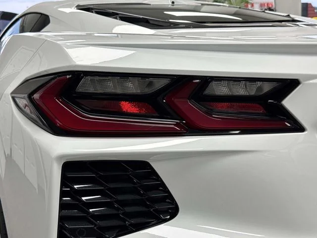 Used 2020 White Chevrolet Stingray image 15