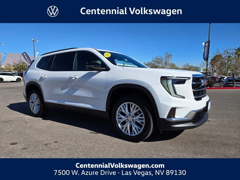 2024 GMC Acadia Elevation FWD's photo