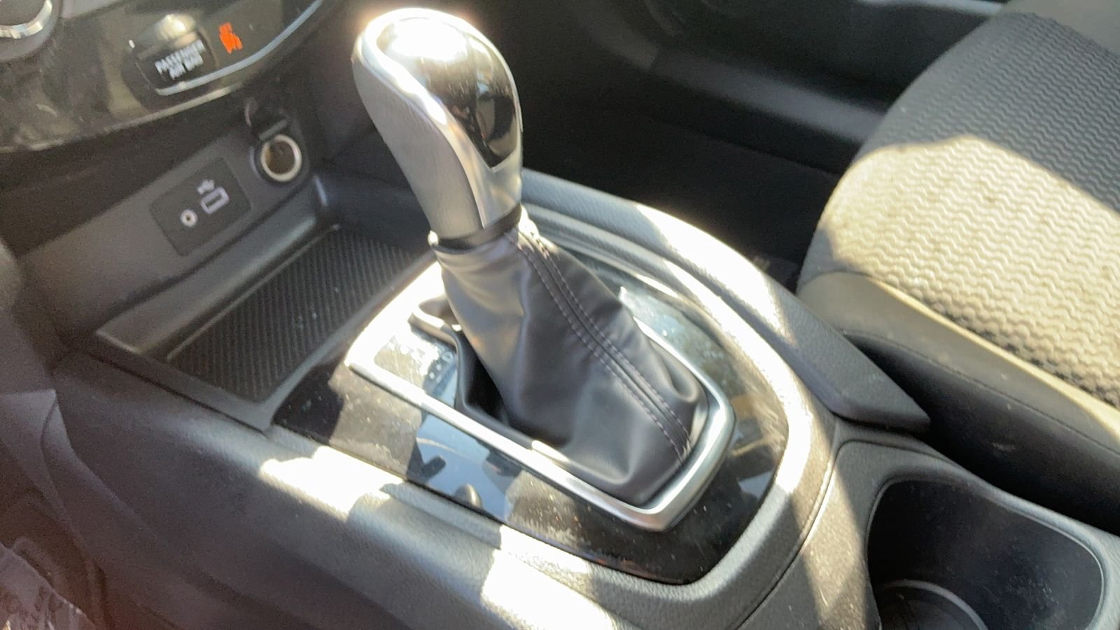 Certified Used 2022 Black Nissan S image 32