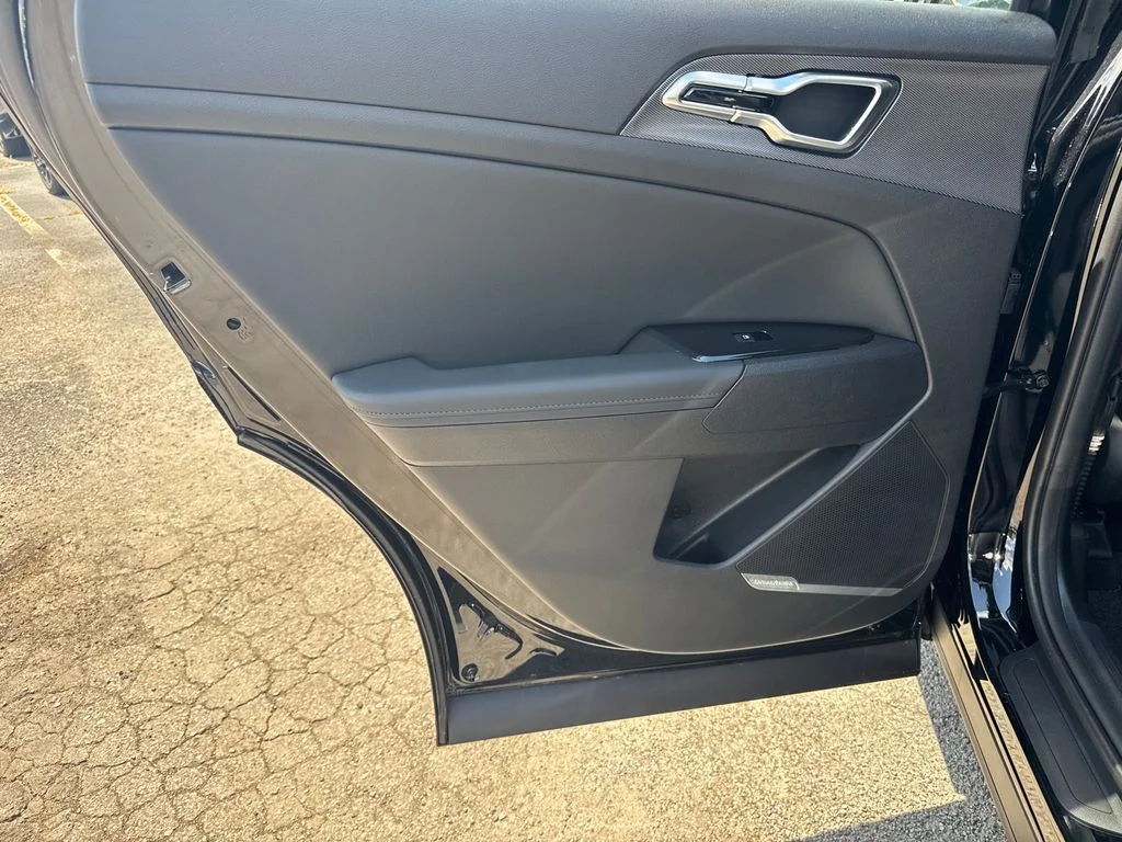 2025 Kia Sportage SX - Photo 22