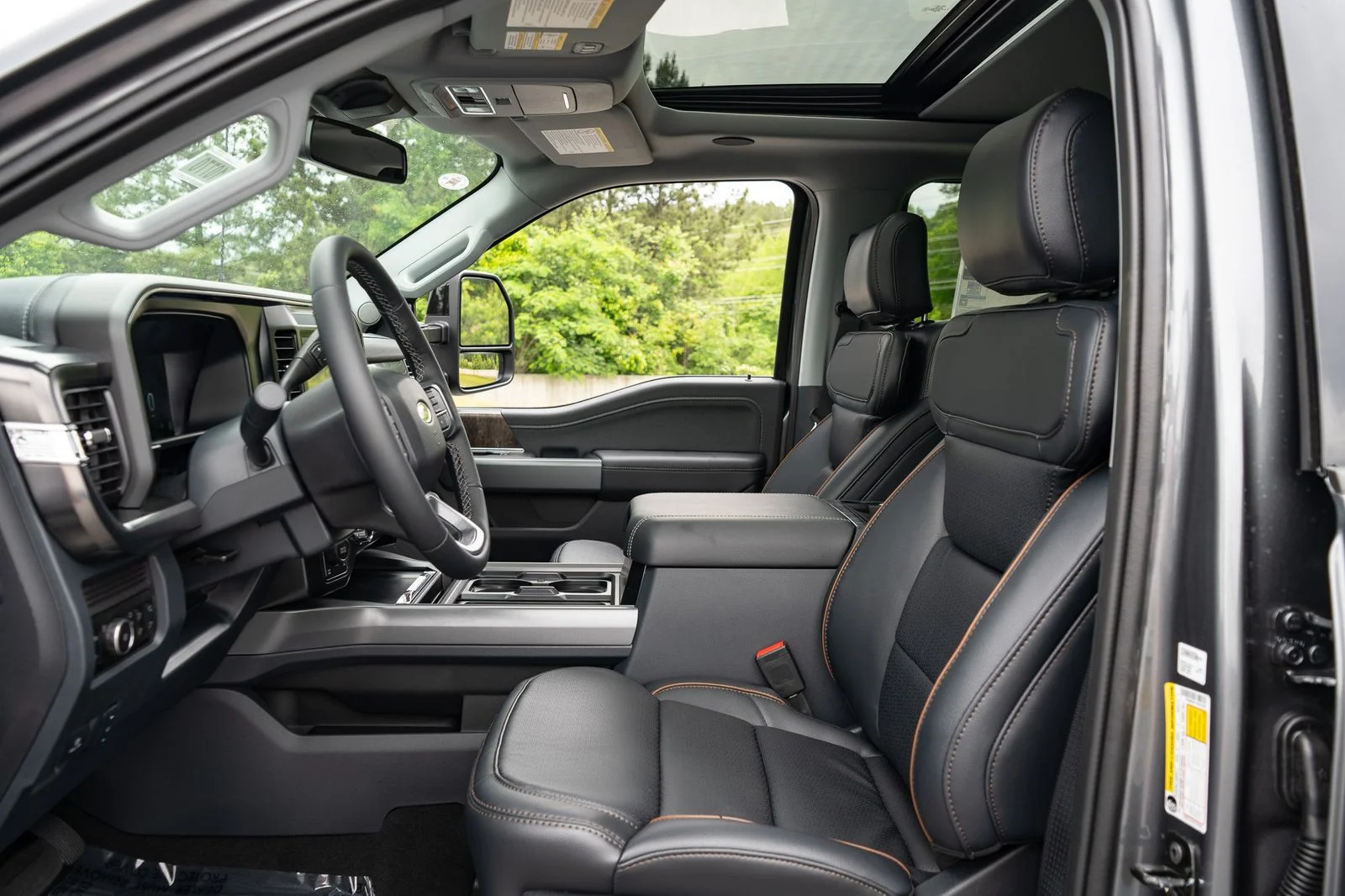 New 2026 Gray Ford Lariat image 27