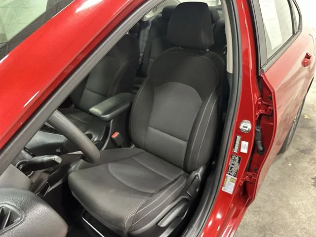 Used 2021 Currant Red Kia LXS image 12