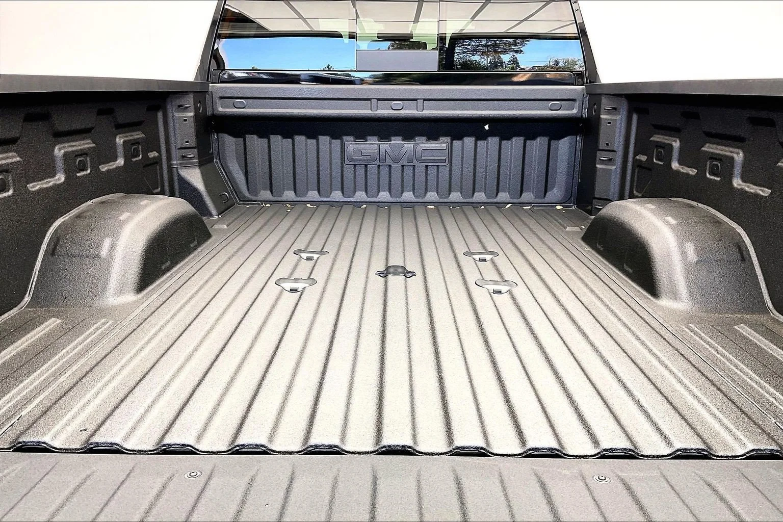 New 2026 Onyx Black GMC SLT image 11