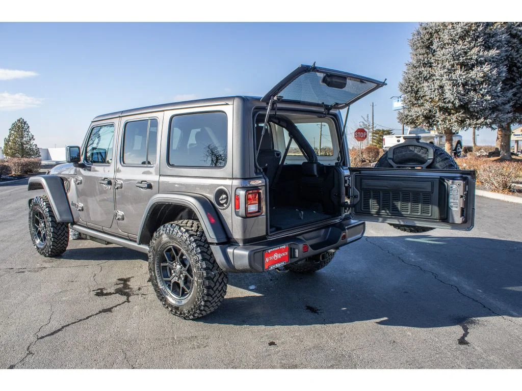 New 2026 Granite Crystal Metallic Clearcoat Jeep Willys image 11