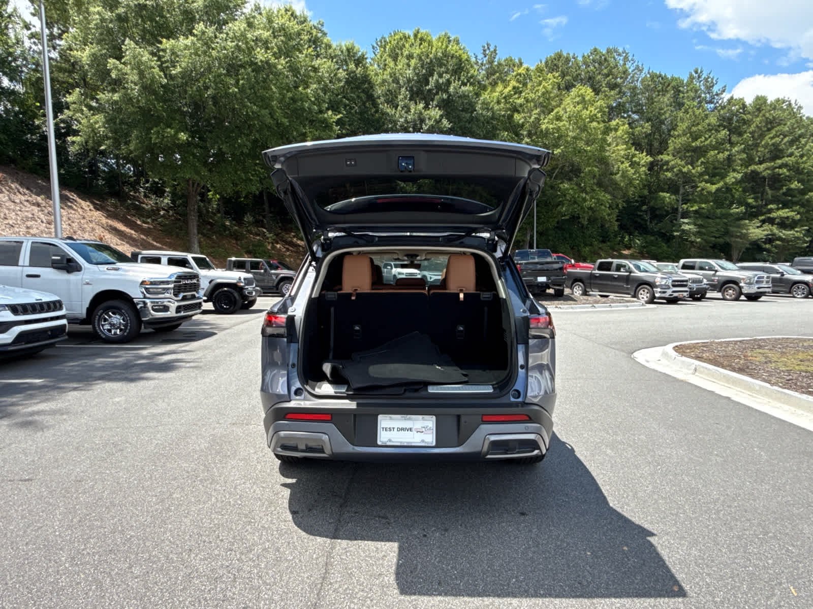 Used 2025 Moonbow Blue INFINITI SENSORY image 29