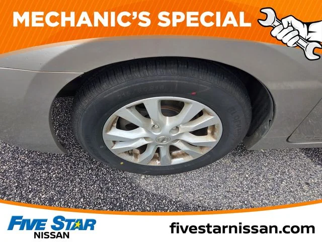 Used 2014 Beige Nissan 2.5 S image 5