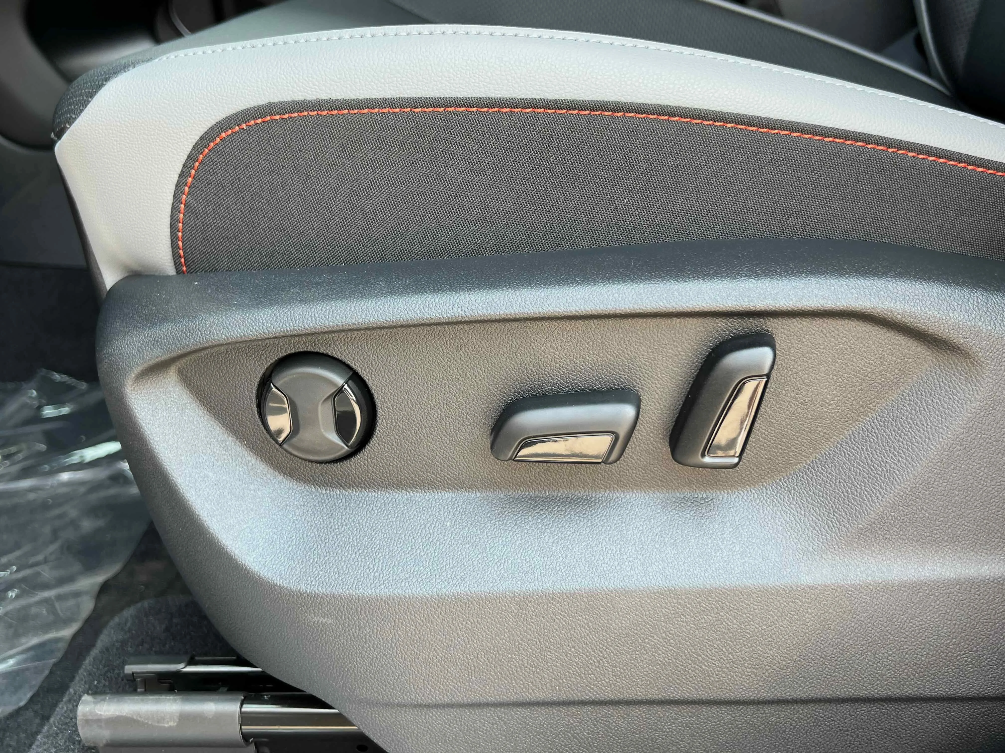 New 2026 Gray Volkswagen 2.0T Peak Edition image 18