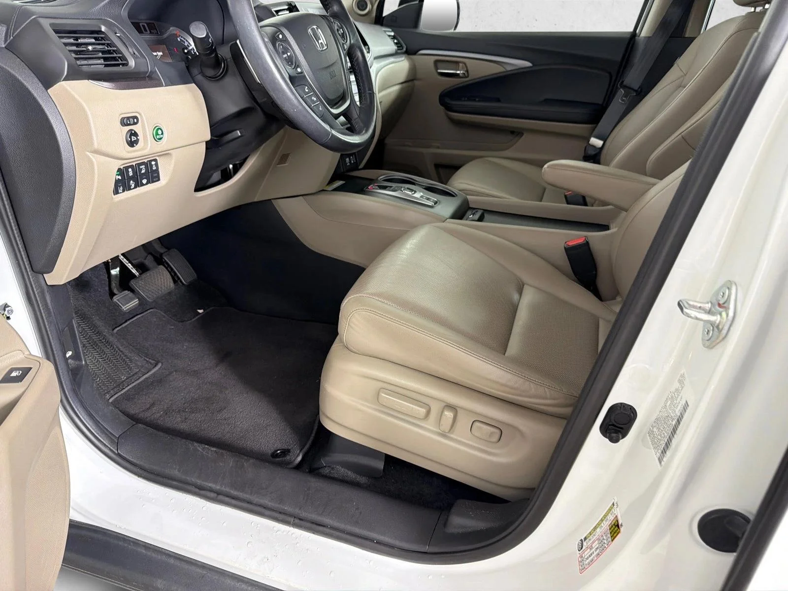 Used 2022 Black Honda RTL-E image 11