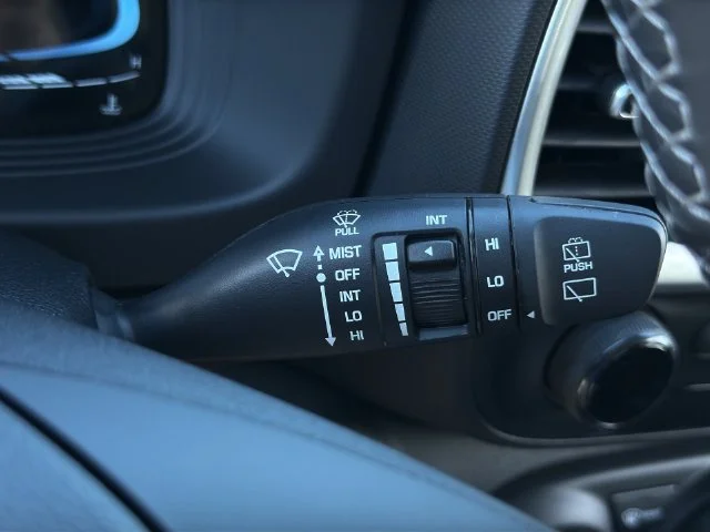 Used 2026 Silver Hyundai SEL image 31