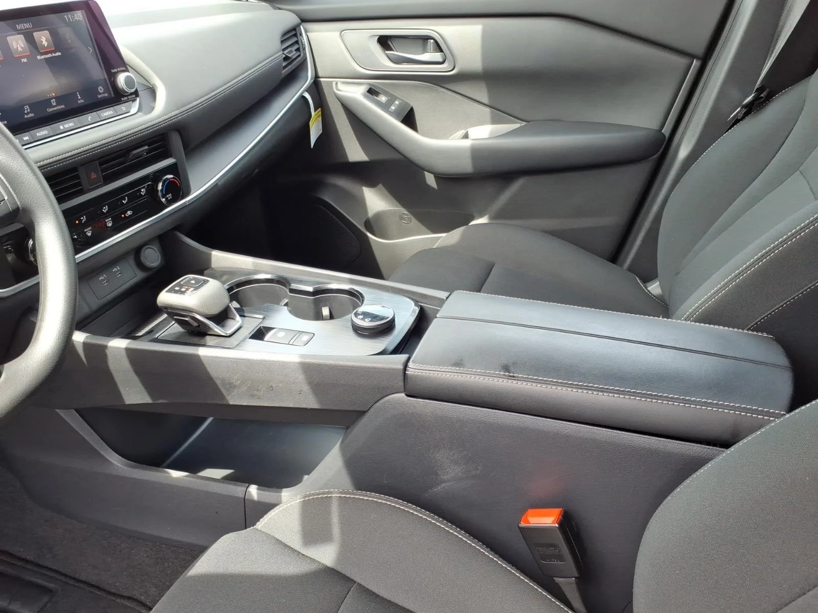 Used 2025 Glacier White Nissan S image 20
