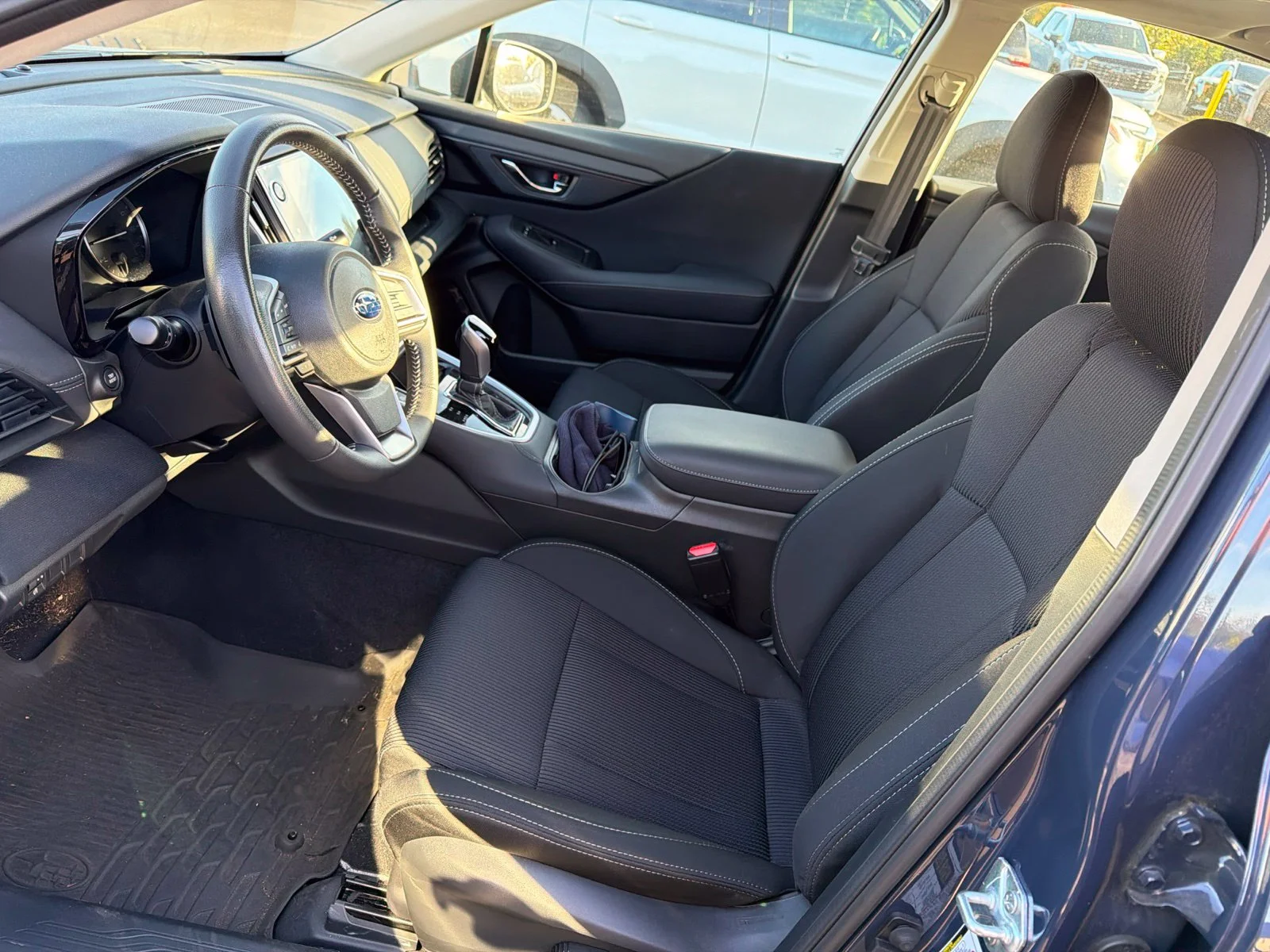 Used 2025 Cosmic Blue Pearl Subaru Premium image 8