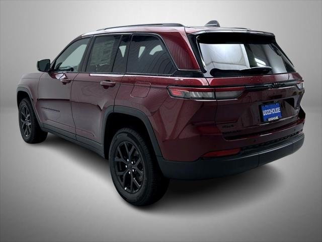 New 2025 Velvet Red Pearl-Coat Exterior Paint Jeep Altitude X image 7