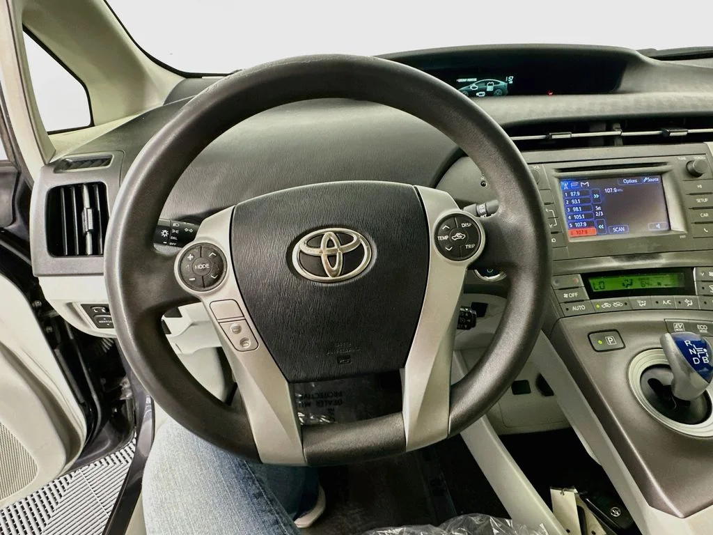 Used 2012 Winter Gray Metallic Toyota Two image 12