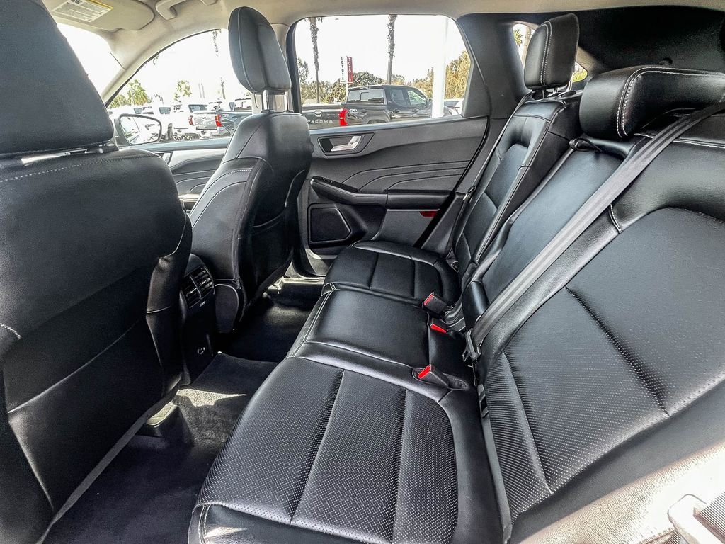 Used 2022 Gray Metallic Ford SEL image 17