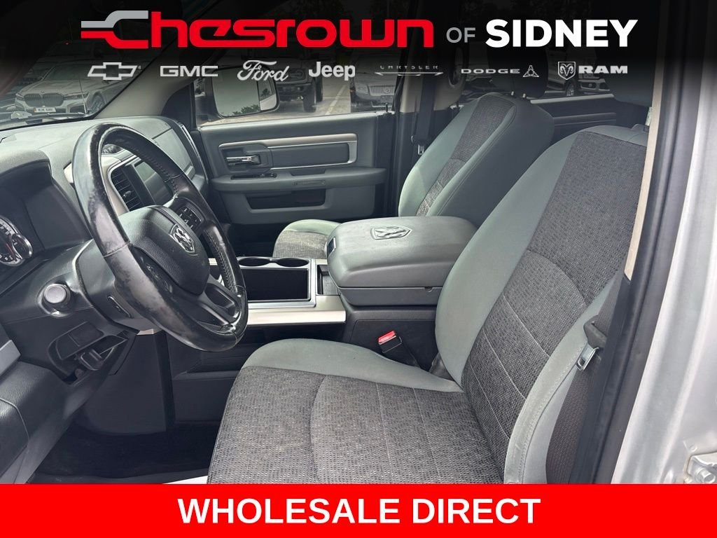 Used 2015 Bright Silver Clearcoat Metallic Ram Outdoorsman image 26