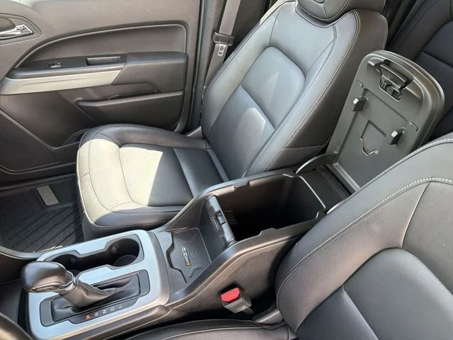 Used 2022 Gray Chevrolet ZR2 image 22