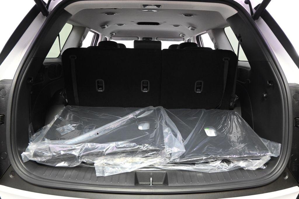 New 2026 White Pearl Hyundai SEL 7P image 20