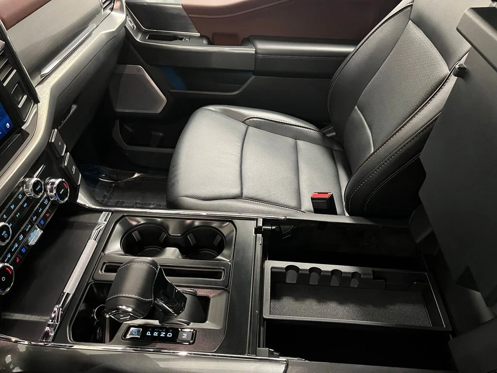 Used 2023 White Ford Lariat image 40
