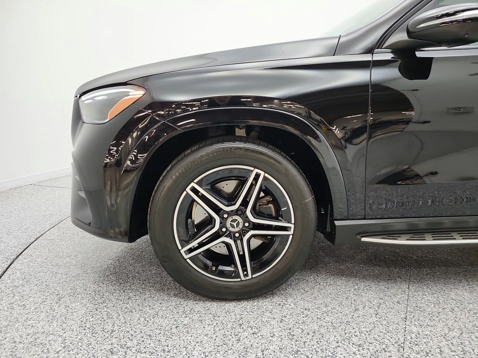 Used 2025 Black Mercedes-Benz GLE 350 SUV image 37