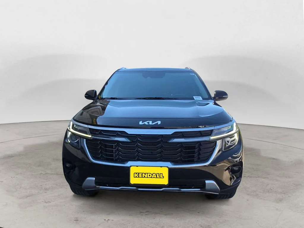 Used 2024 Black Kia S image 2