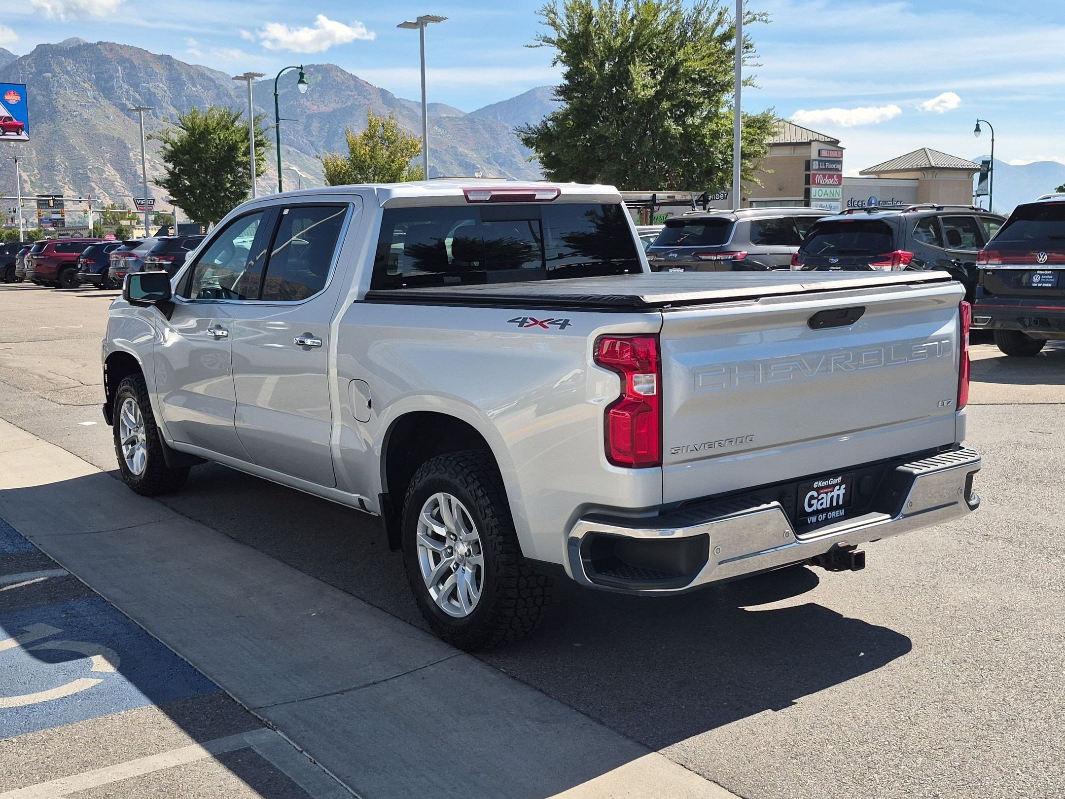 Used 2019 Silver Ice Metallic Chevrolet LTZ image 5
