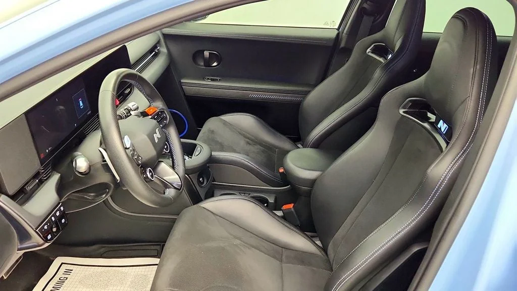 Used 2025 Performance Blue Matte Hyundai AWD image 18
