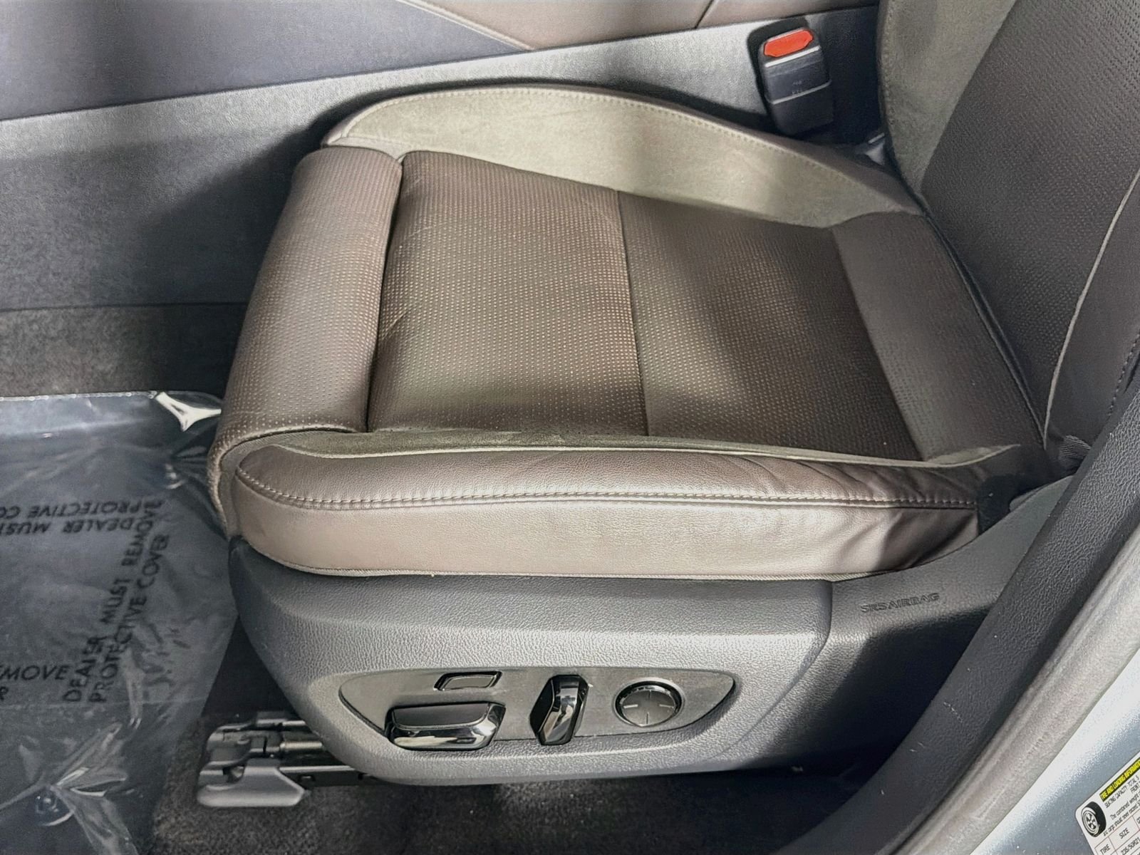Used 2023 Iridium Lexus 350 Luxury image 19