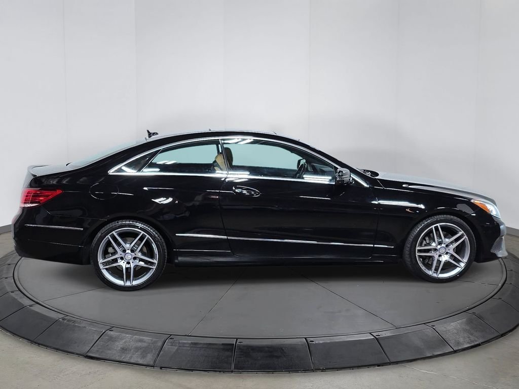Used 2015  Mercedes-Benz E 400 image 8