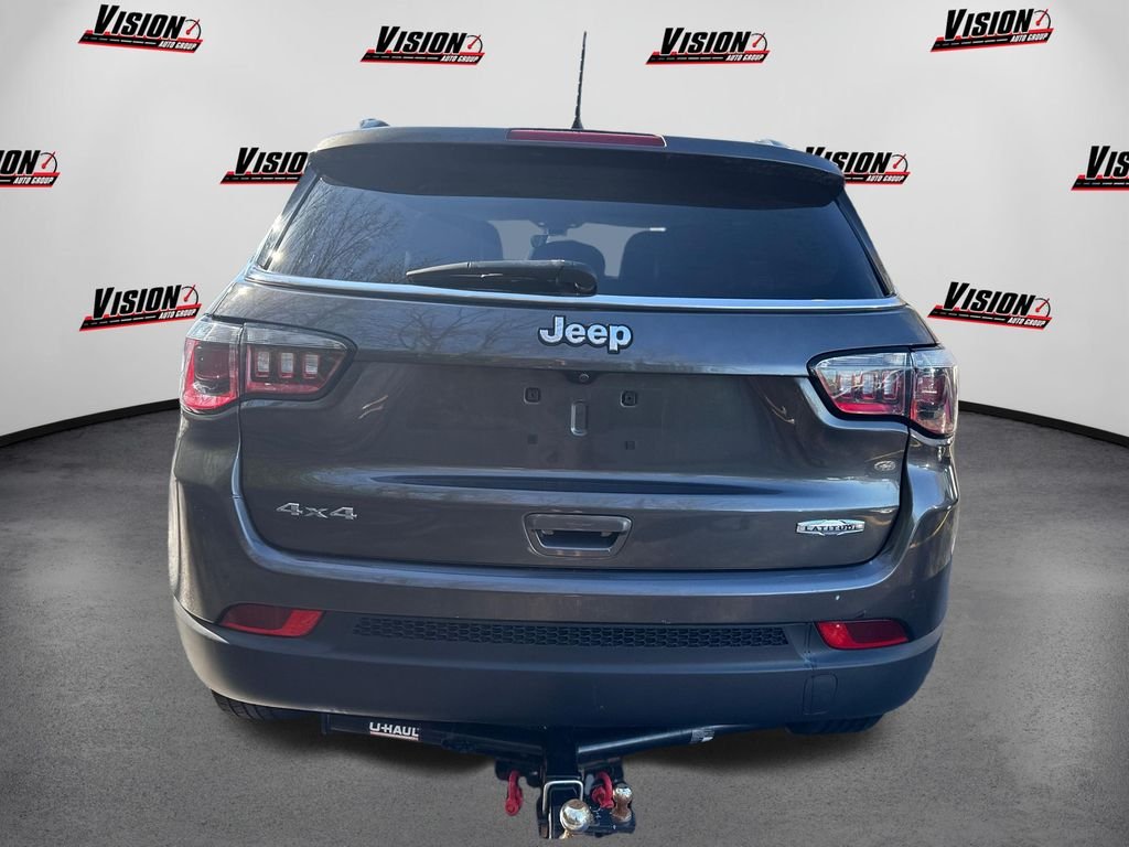 Used 2019 Gray Jeep Latitude image 6