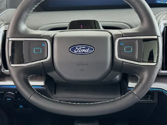 New 2026 Gray Ford Platinum image 15