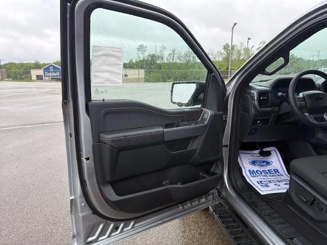 New 2026 Iconic Silver Metallic Ford XLT image 18