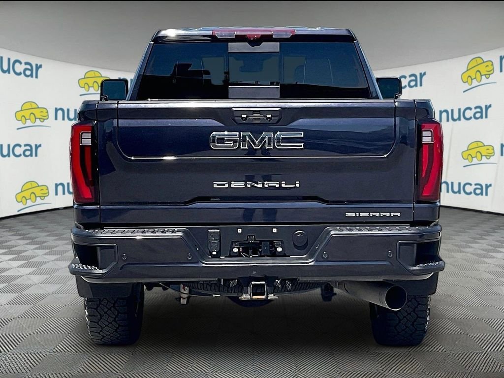 Used 2024 Silver GMC Denali Ultimate image 5