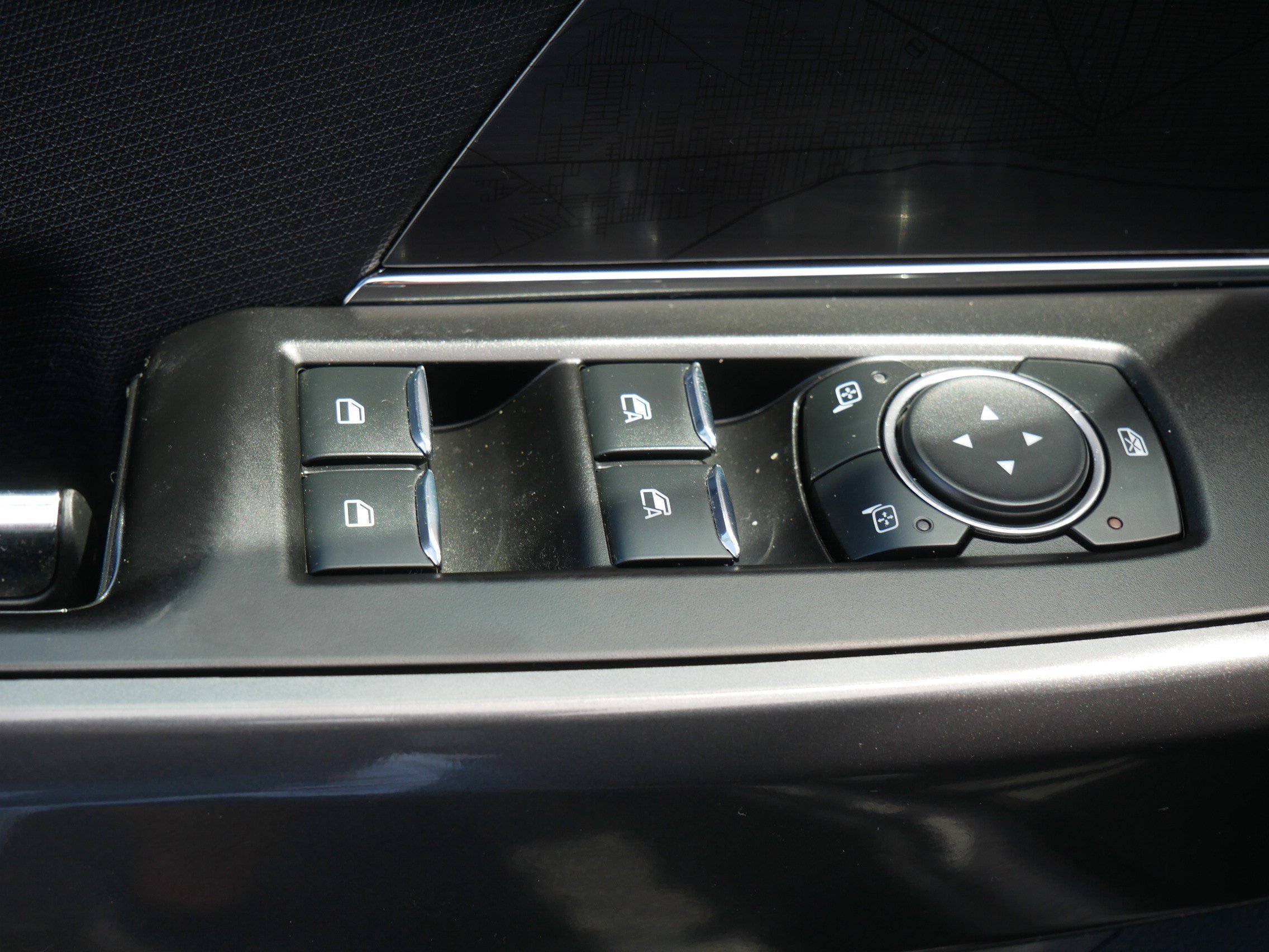 Used 2023 Gray Ford XLT image 18