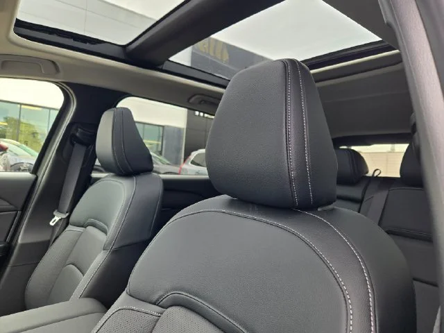 New 2026 Navy Blue Mica Mazda 2.5 S Premium AWD image 24