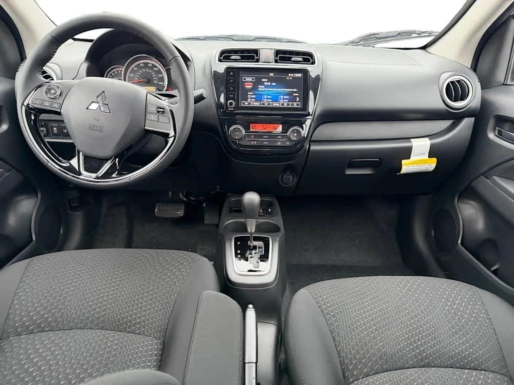 New 2024 White Diamond Mitsubishi LE image 24