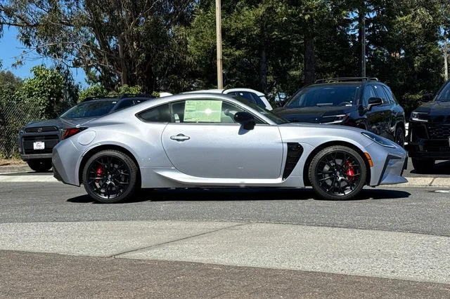 New 2026 Steel Toyota  Premium AT image 3