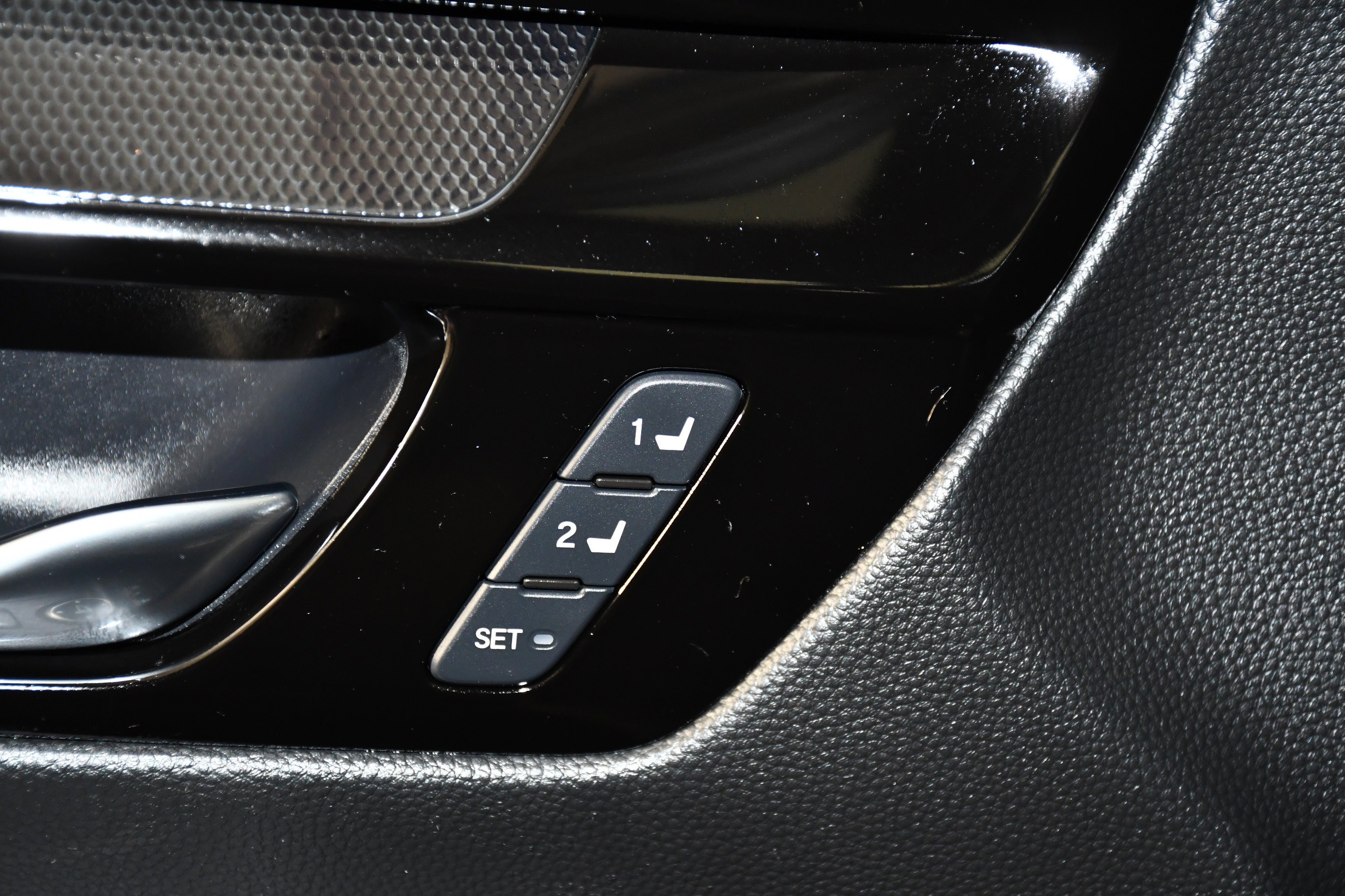 Used 2025 Meteorite Gray Metallic Honda Sport Touring image 36