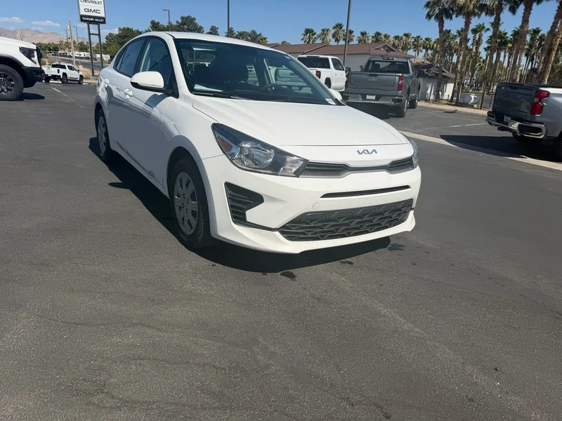 2022 Kia Rio LX iVT's photo