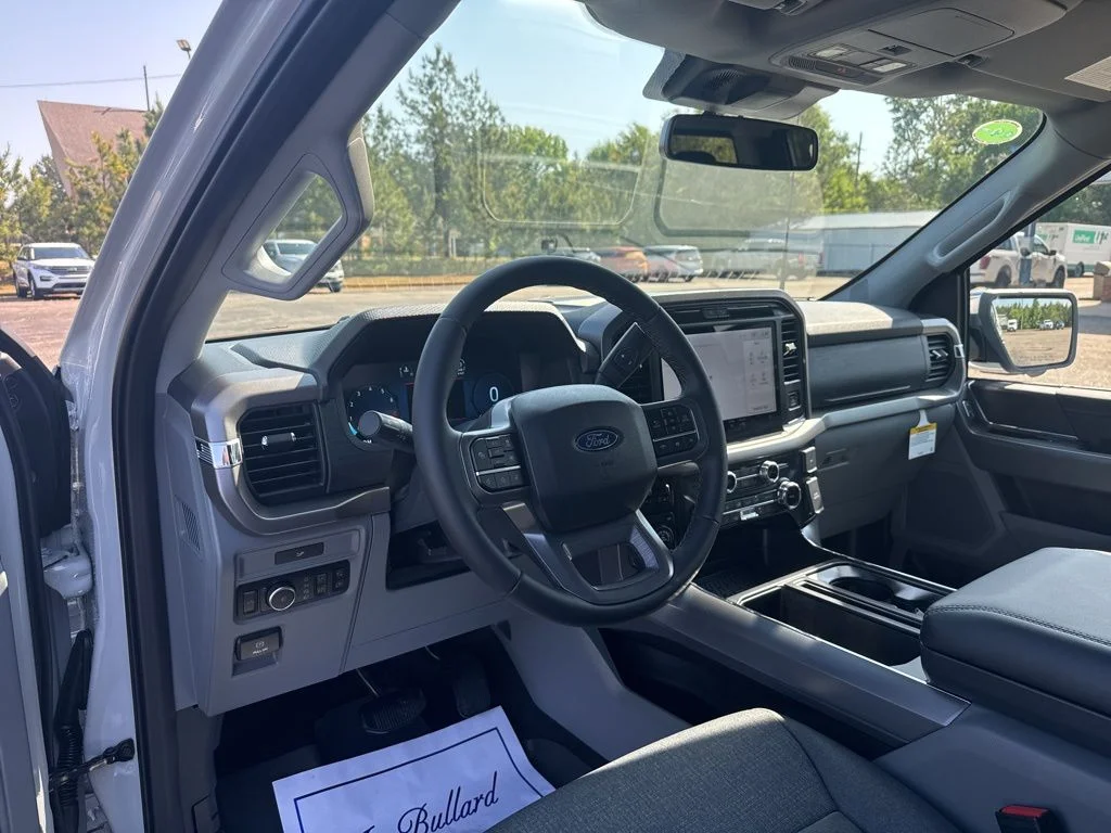 New 2026 Avalanche Ford XLT image 6