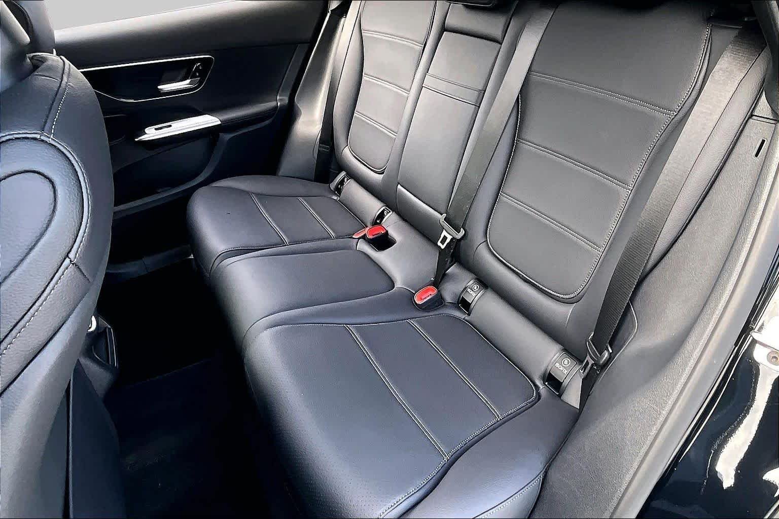 Used 2025 Obsidian Black Metallic Mercedes-Benz GLC 350e image 21