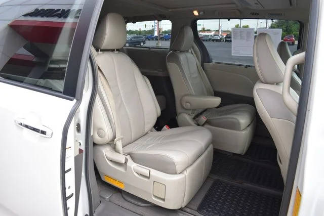 Used 2012 White Toyota Limited image 22