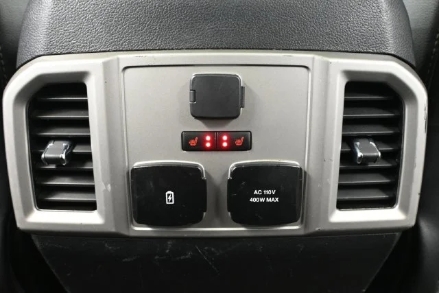 Used 2020 Black Ford Lariat image 32
