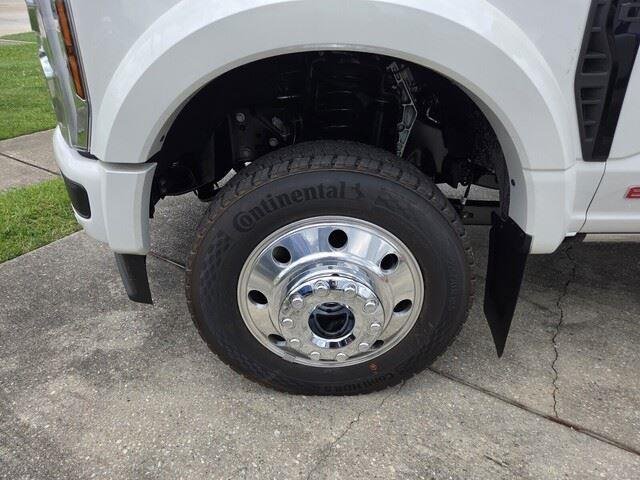 New 2026 Star White Metallic Tri-Coat Ford F-450® Platinum® image 11