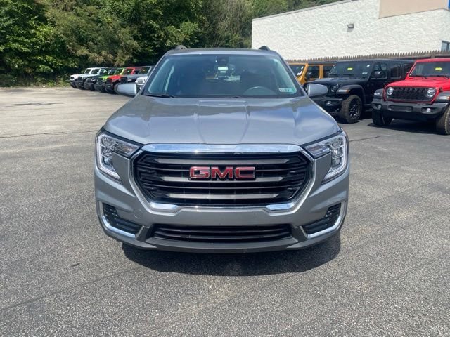 Used 2024 Silver GMC SLE image 1