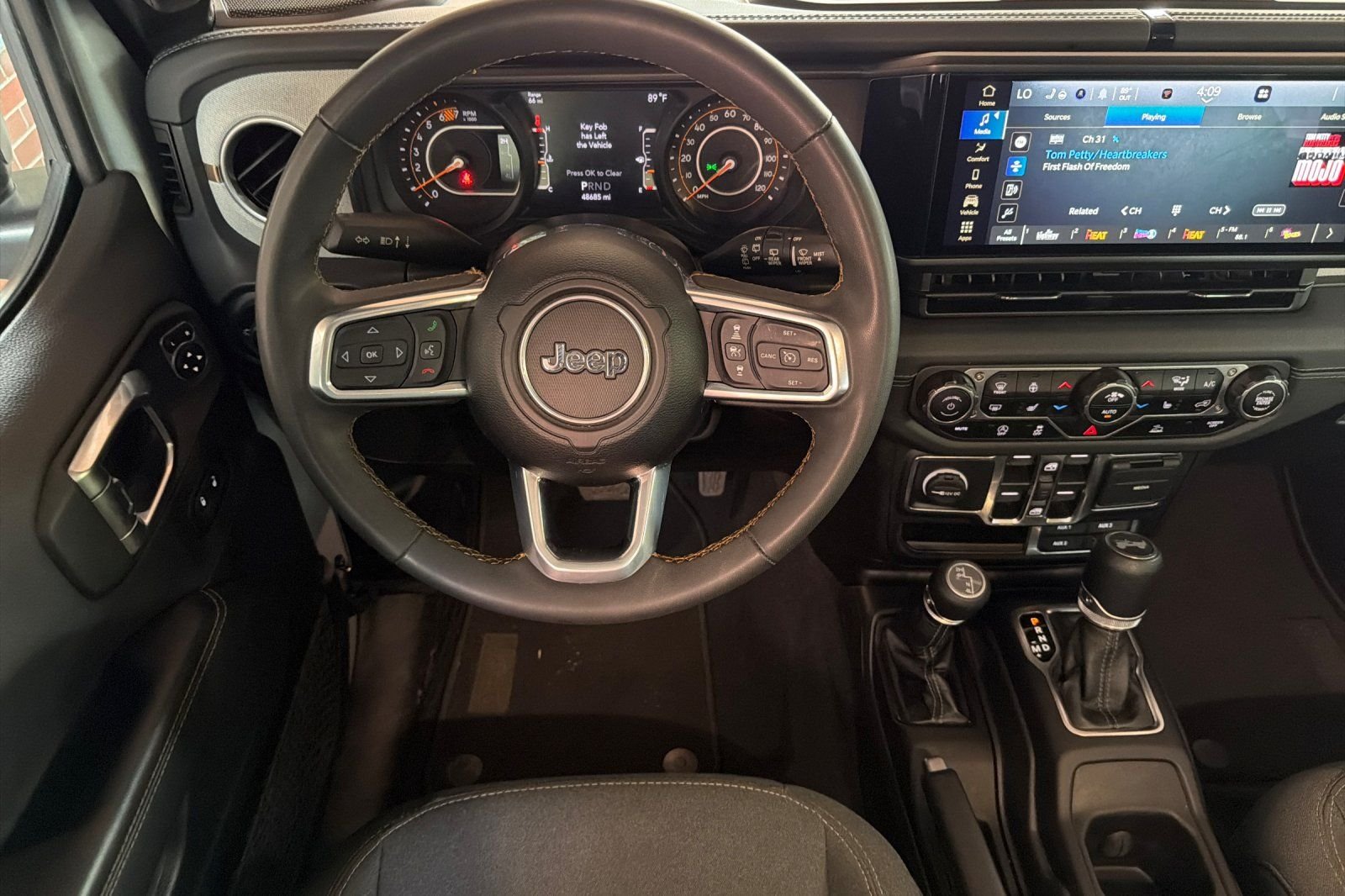 2024 Jeep Wrangler 4-Door Sahara - Photo 19