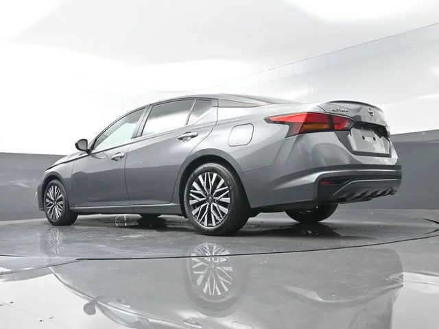 Used 2025 Gray Nissan 2.5 SV image 45