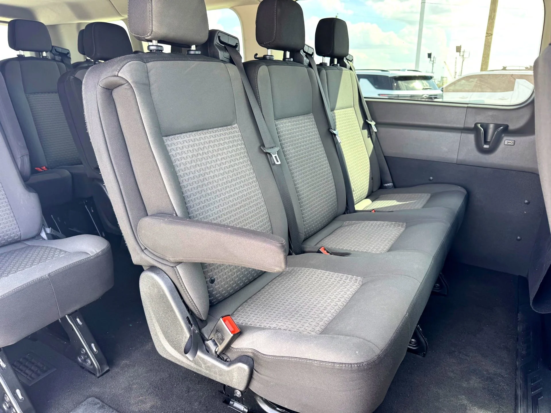 Used 2023  Ford XLT image 8
